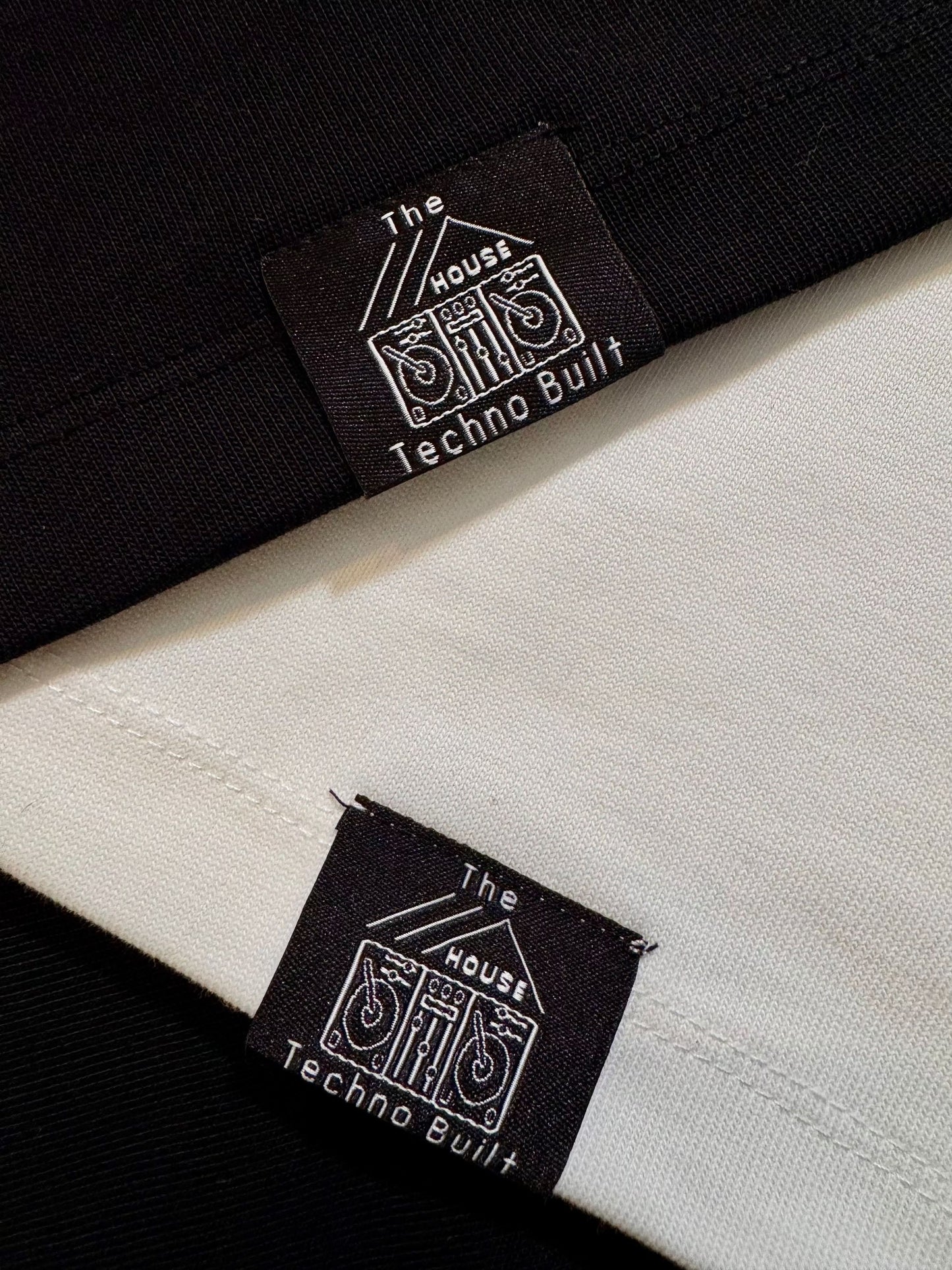 FREQUENCY Oversize Premium T-shirt